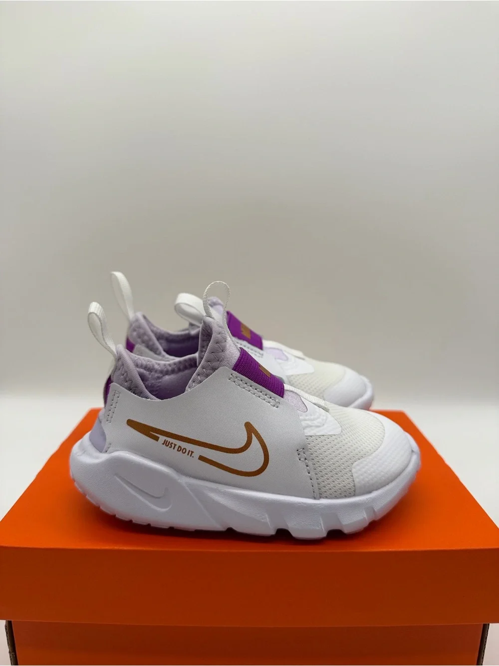 Nike Flex Runner 2 TD White Metallic DJ6039-101 Size 2C